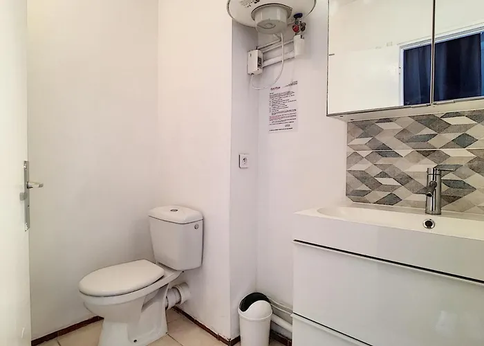 Cotier Renove Climatise Avec Parking Prive, Carnon, Amenage Pour 3 Pers - Fr-1-715-23 Apartman